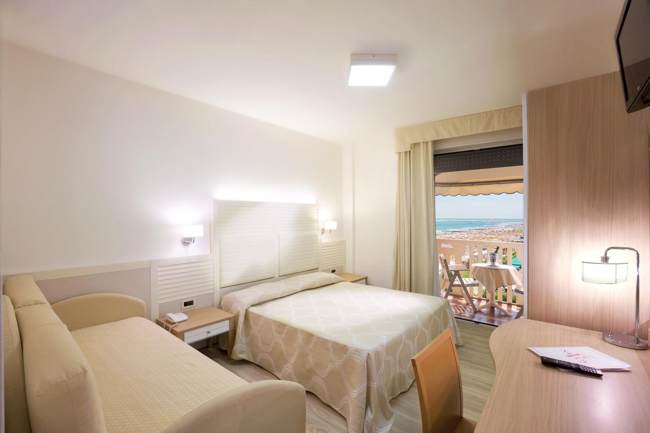 Hotel Savoy Caorle Exterior foto